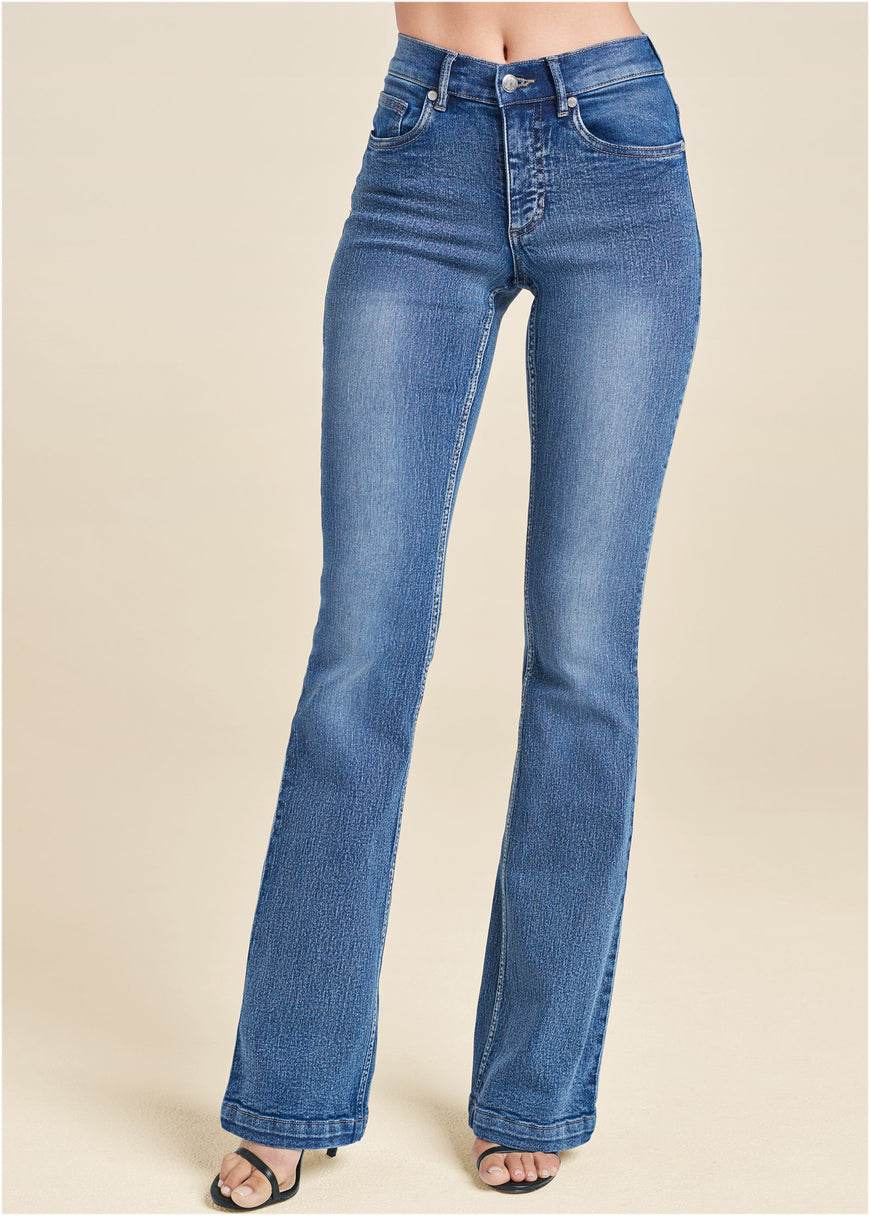 Halle Bootcut Jeans - Medium Wash