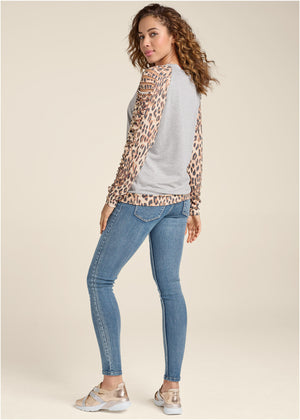 Sand Dune Cheetah Sweatshirt - Grey Multi - thumbnail-3