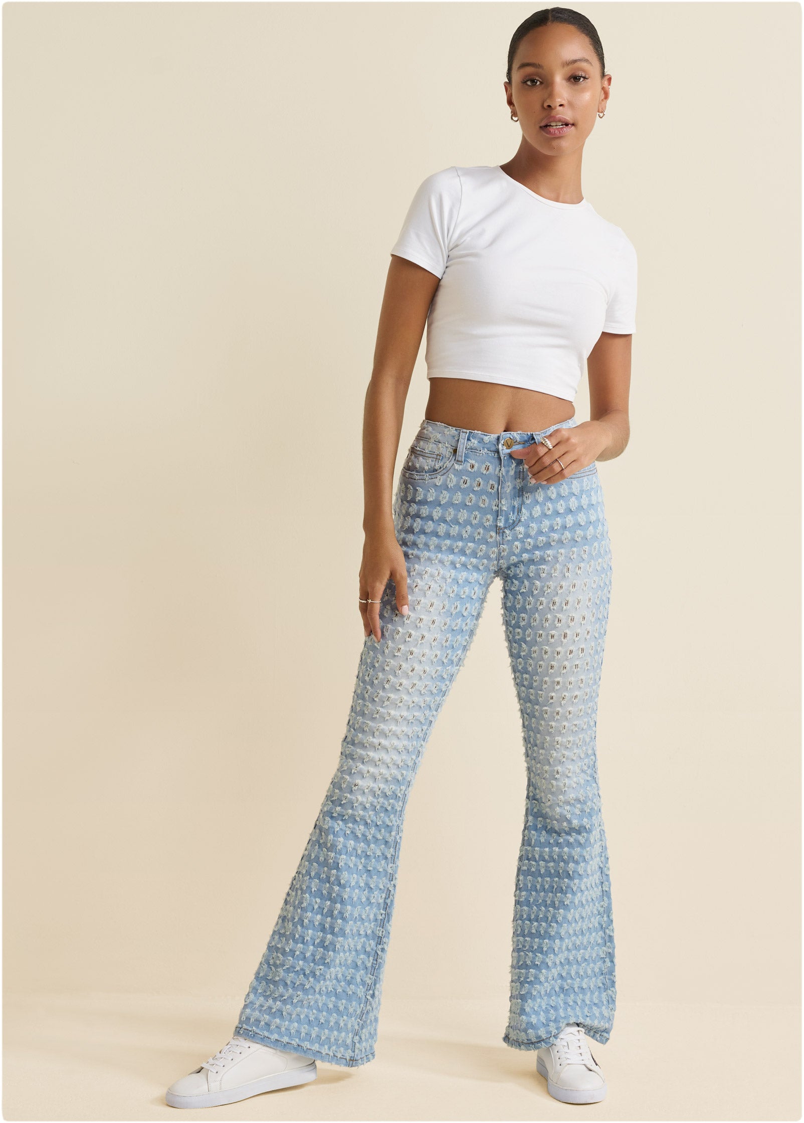 Laser Flare Leg Jeans - Light Wash