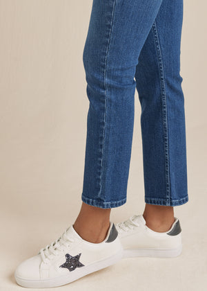 Straight Leg Jeans - Medium Wash - thumbnail-5