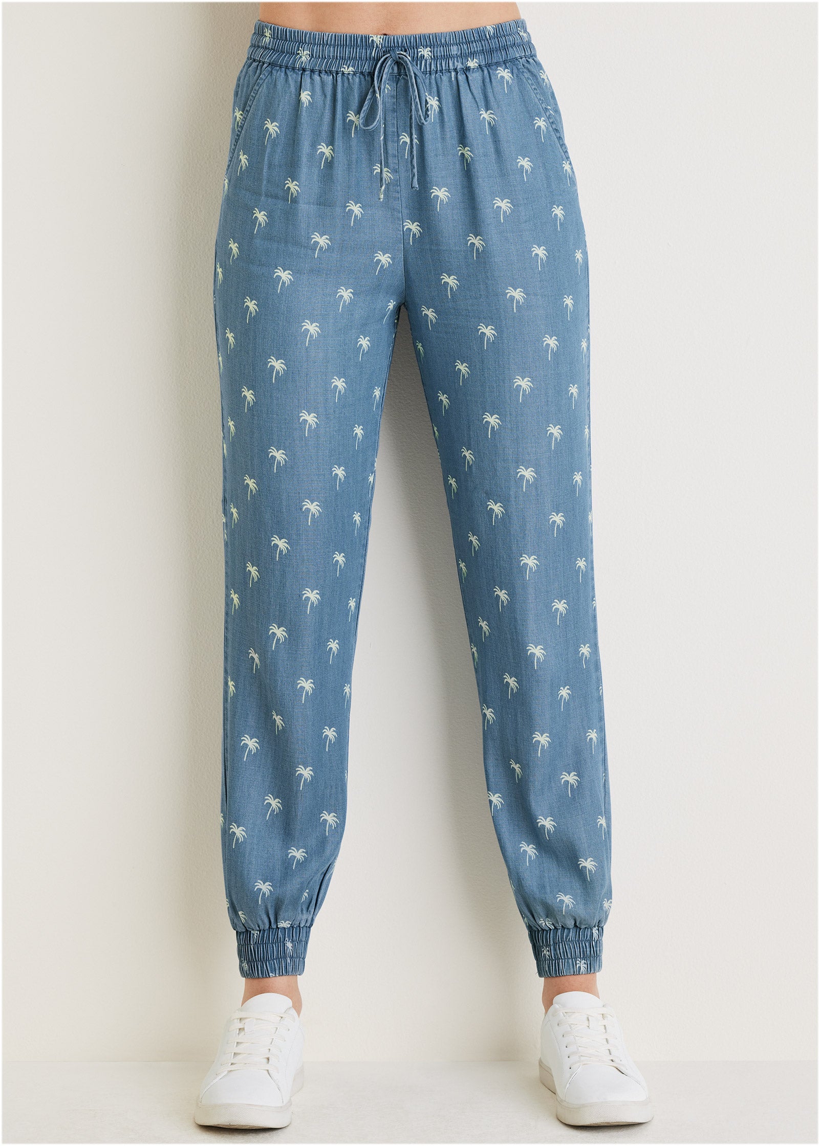 Printed Chambray Joggers - Light Wash